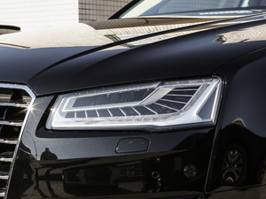 201760 TFSI quattro A ^