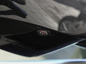 201760 TFSI quattro A ^