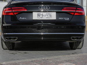 2017款60 TFSI quattro 豪华型 排气管