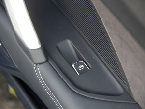 2017Roadster 2.0TFSI quattro g