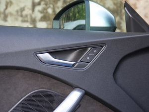 2017Roadster 2.0TFSI quattro g