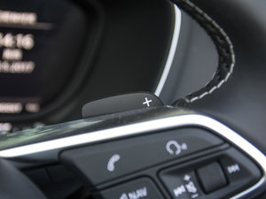 2017Roadster 2.0TFSI quattro п؅^