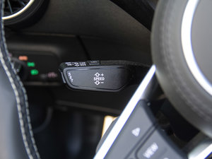 2017Roadster 2.0TFSI quattro п؅^