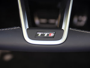 2017Roadster 2.0TFSI quattro п؅^