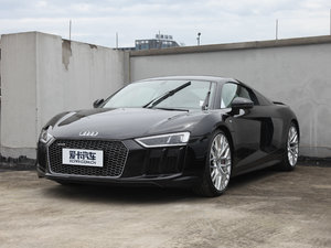 2017款V10 Coupe 左前45度