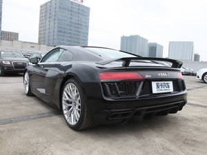2017款V10 Coupe 左后45度