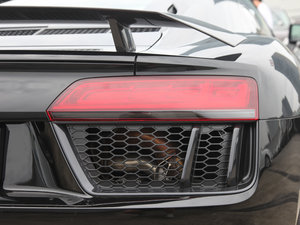 2017款V10 Coupe 尾灯