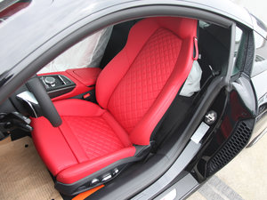 2017款V10 Coupe 主驾驶座椅