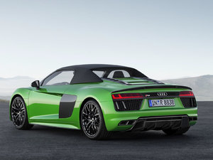 2017款Spyder V10 plus 整体外观