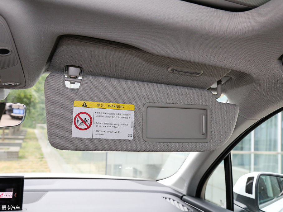 2017?yun)WQ7 e-tron 45 e-tron