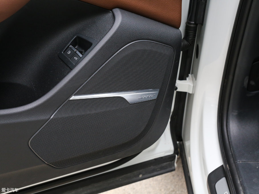 2017?yun)WQ7 e-tron 45 e-tron