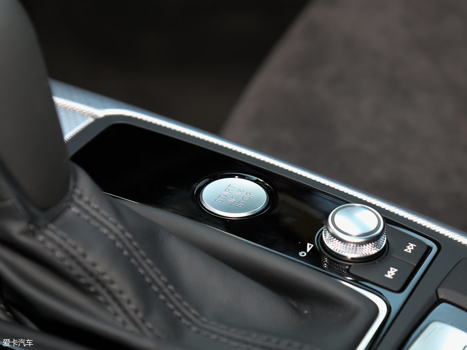 2017WA6 Avant 2.0T Sport\