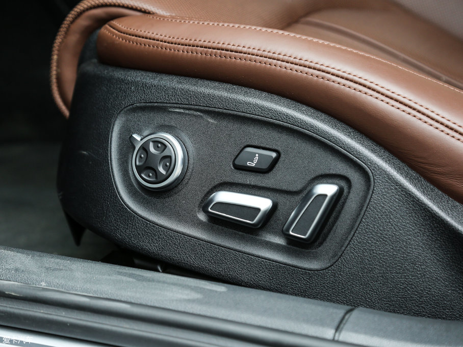 2017WA6 Avant 2.0T Sport\