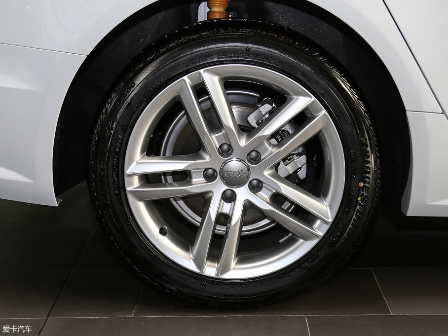 2017WA6 Avant 1.8T r