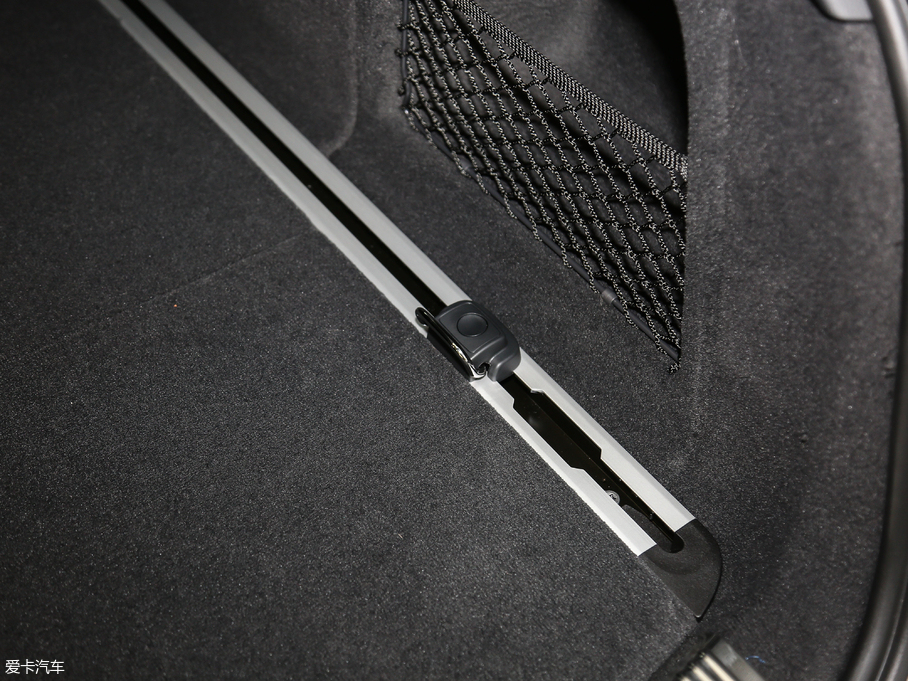 2017?yun)WA6 Avant 1.8T r(sh)