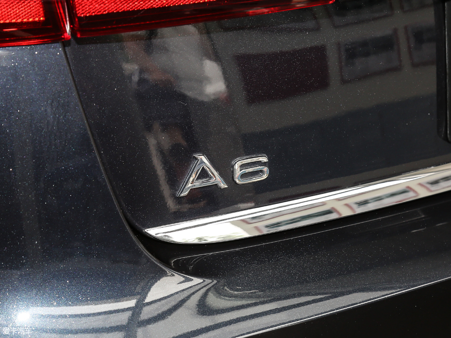 2017WA6 Avant 1.8T r