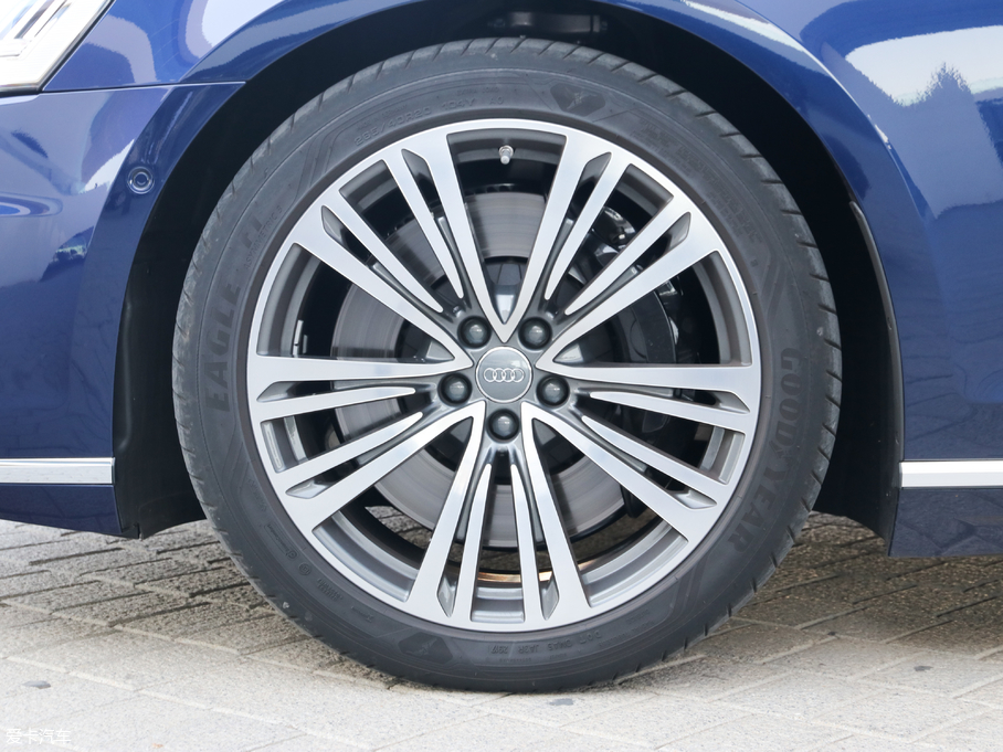 2018��?yu��n)W��A8 A8L ������