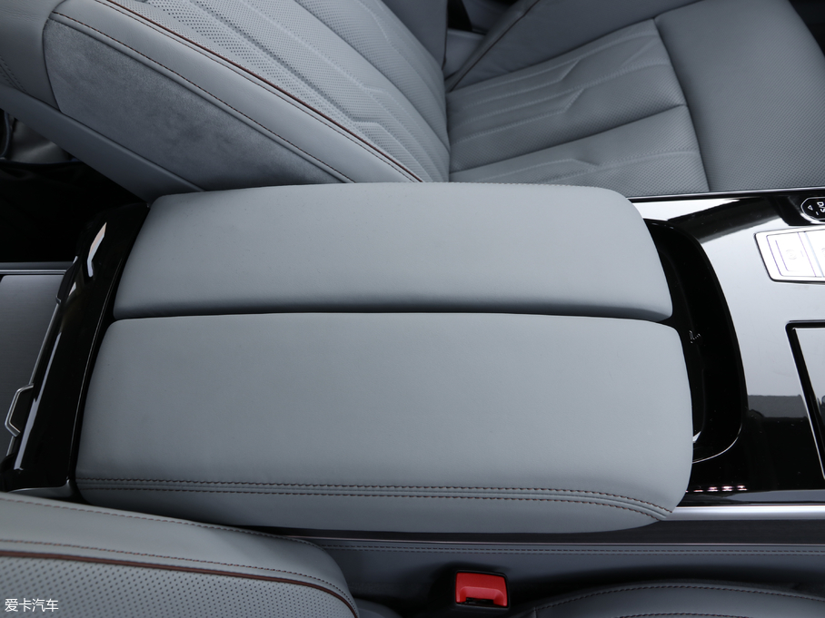 2018��W��A8 A8L ������