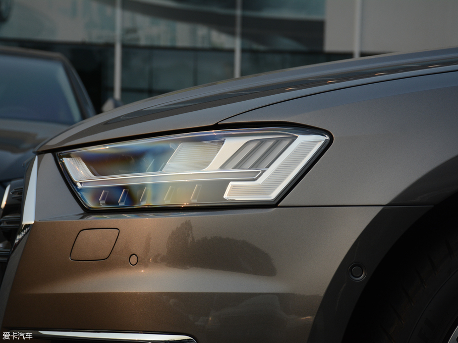 2018WA8 55TFSI quattro A