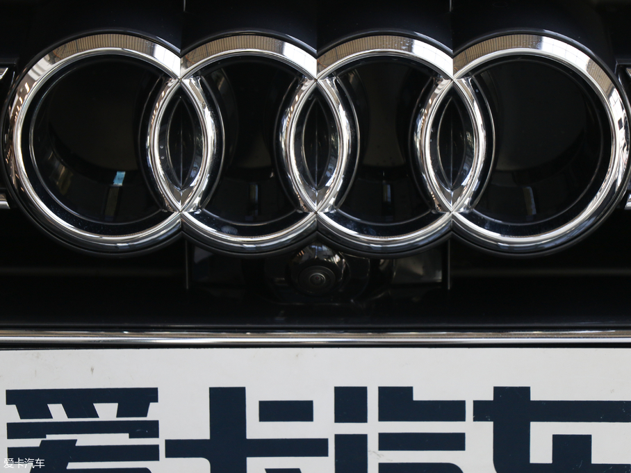 2018WA8 55TFSI quattro ӢͶŰ