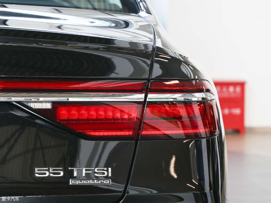 2018WA8 55TFSI quattro ӢͶŰ