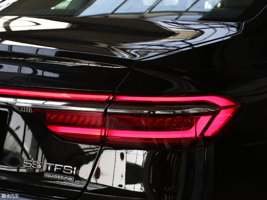 2018WA8 55TFSI quattro ӢͶŰ