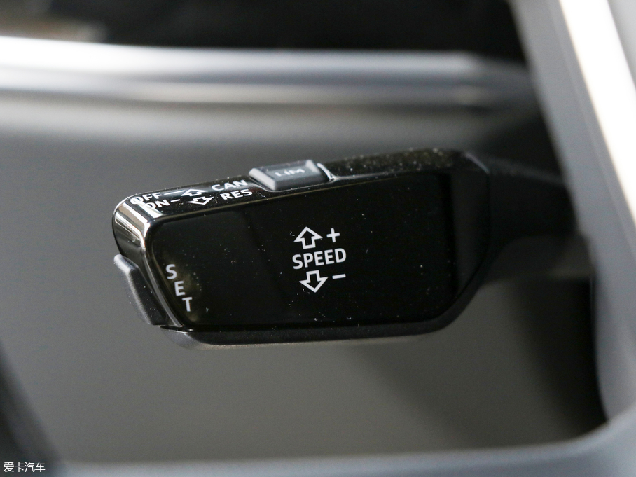 2018WA8 55TFSI quattro ӢͶŰ