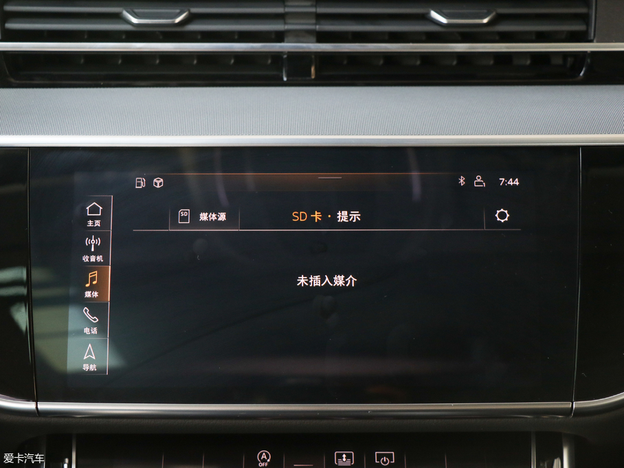 2018WA8 55TFSI quattro ӢͶŰ