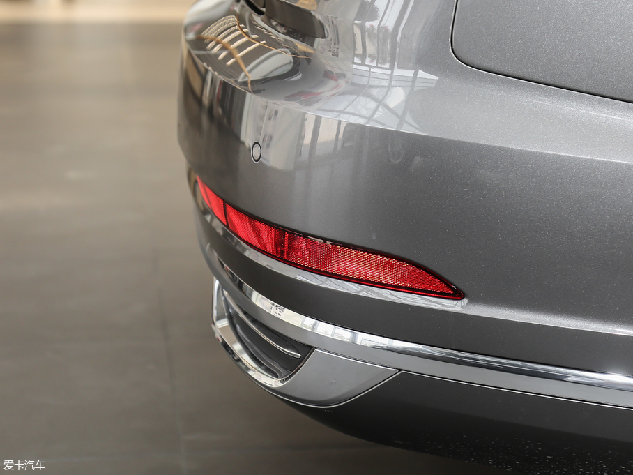 2018WA8 55TFSI quattro ͶŰ