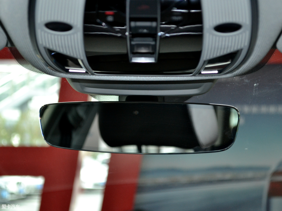 2018WA8 55TFSI quattro ӢͶŰ