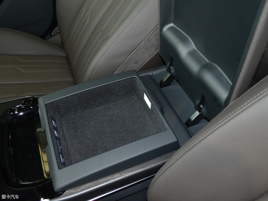 2018WA8 55TFSI quattro ӢͶŰ