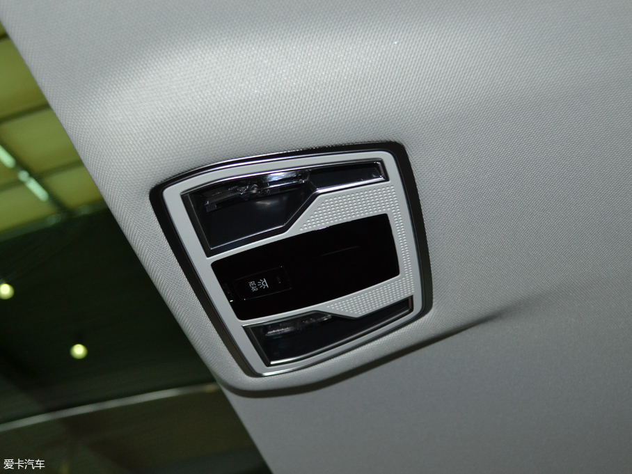 2018WA8 55TFSI quattro ӢͶŰ