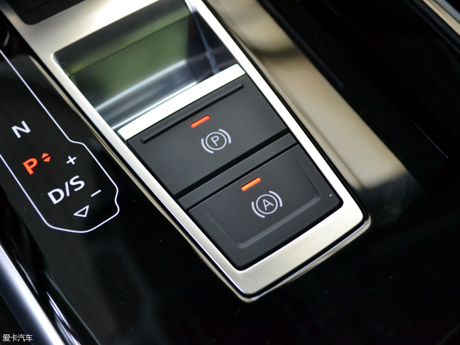 2018WA8 55TFSI quattro ӢͶŰ