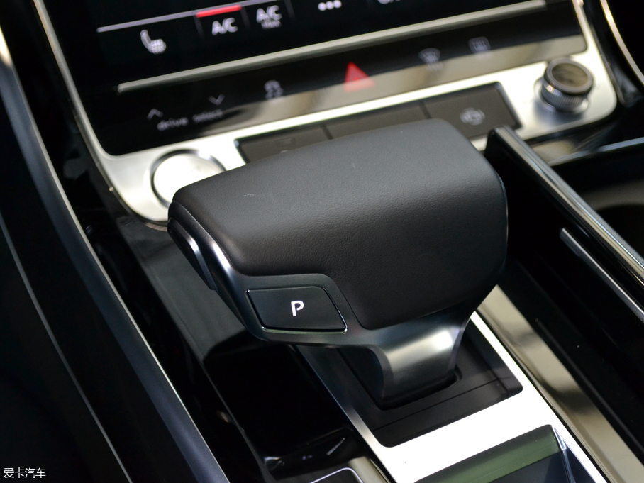 2018WA8 55TFSI quattro ӢͶŰ