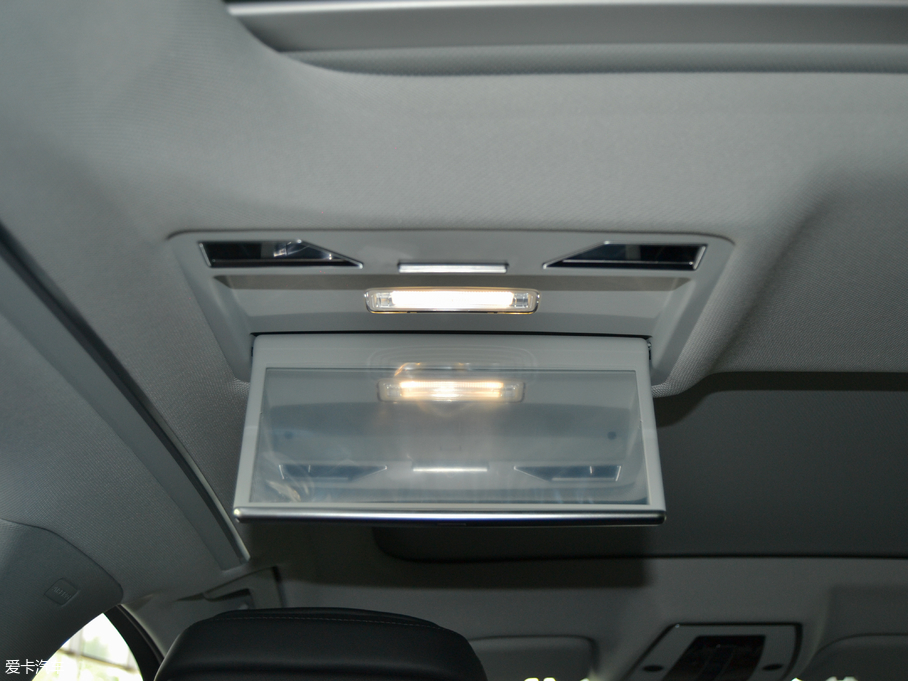 2018?yun)WA8 55TFSI quattro ͶŰ