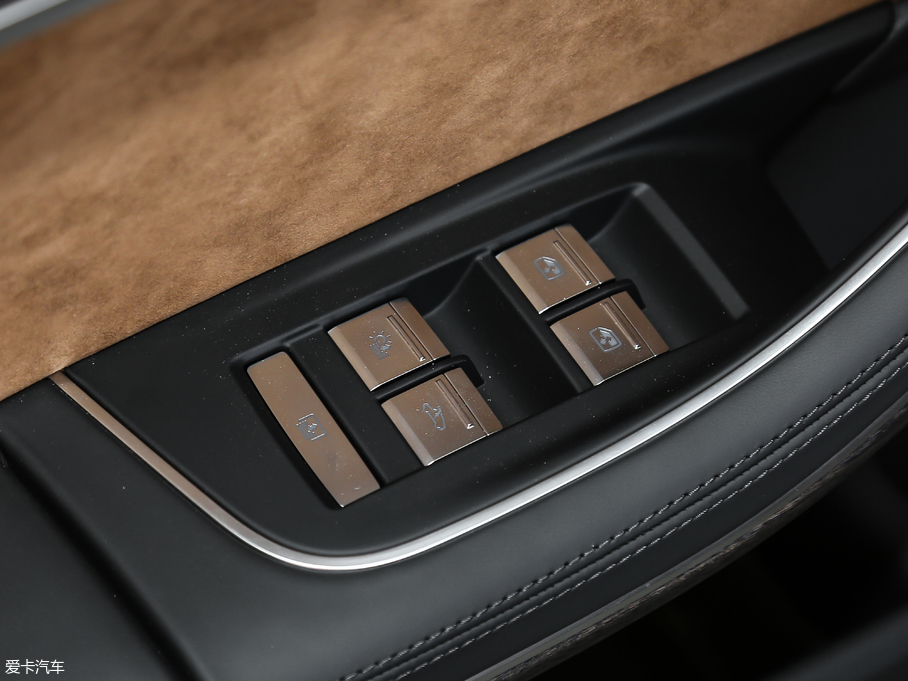 2018WA8 55TFSI quattro F