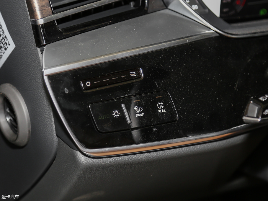 2018WA8 55TFSI quattro F