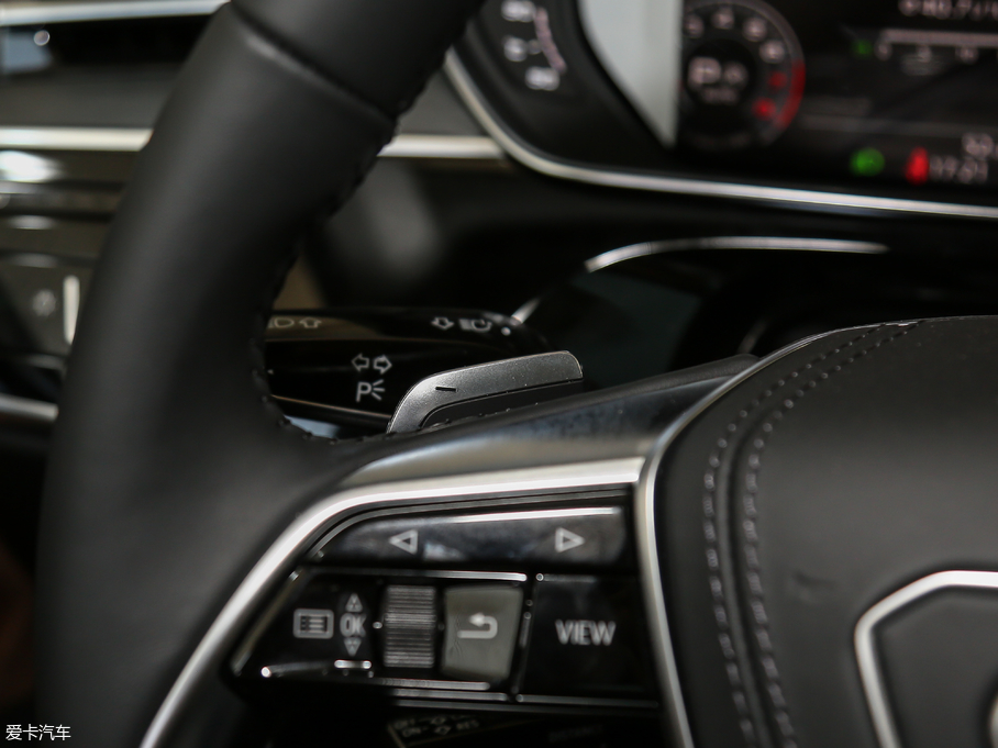 2018WA8 55TFSI quattro F