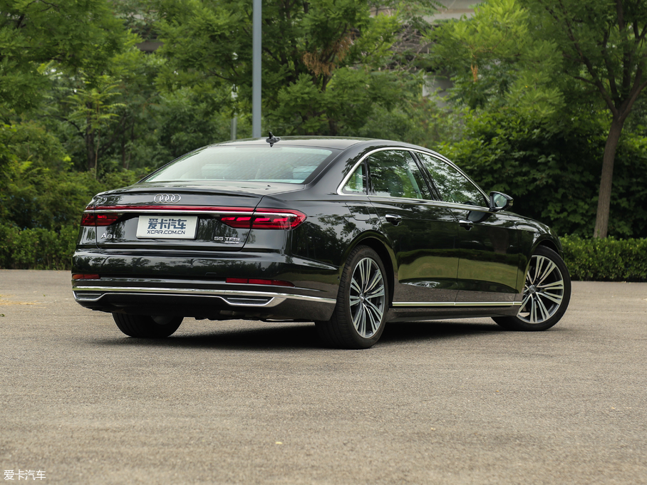 2018WA8 55TFSI quattro F