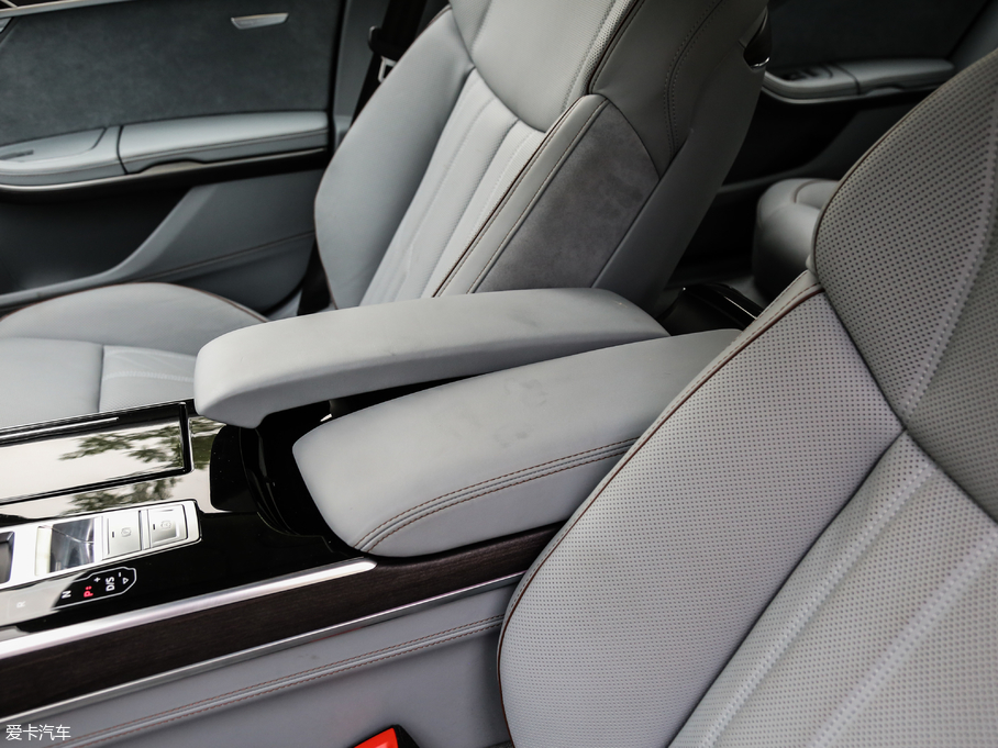 2018WA8 55TFSI quattro F