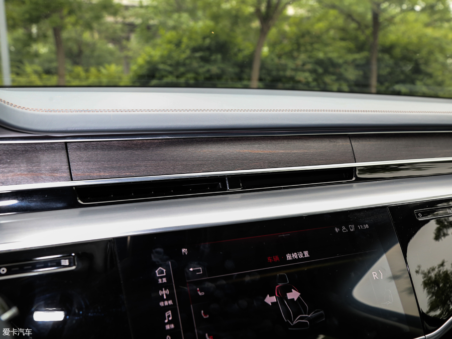 2018WA8 55TFSI quattro F