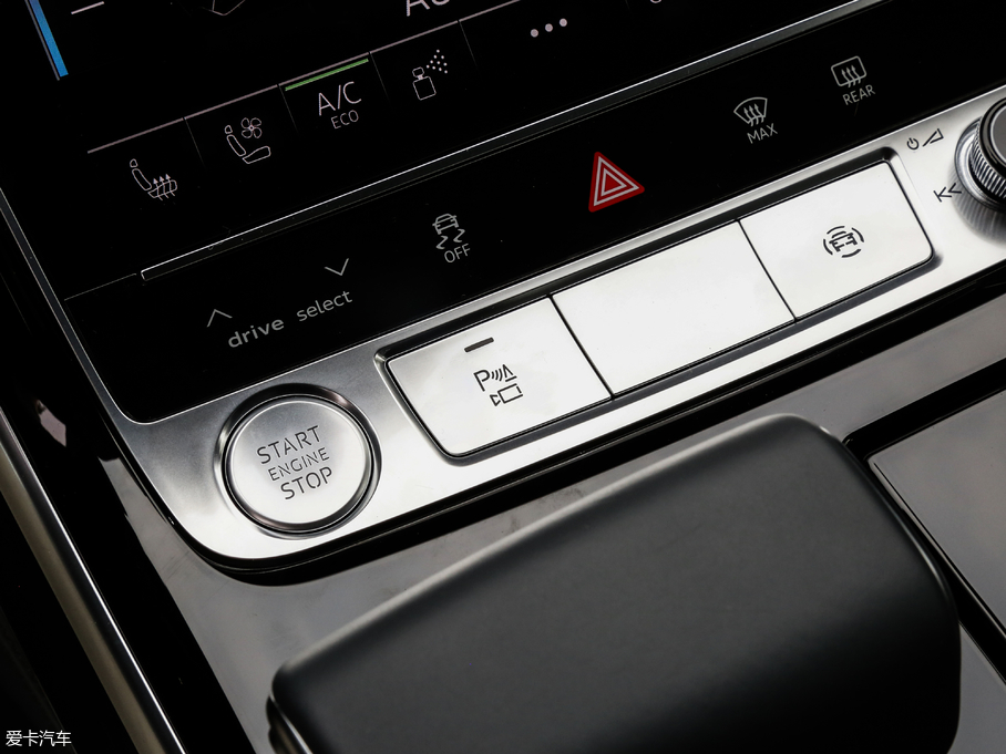 2018WA8 55TFSI quattro F