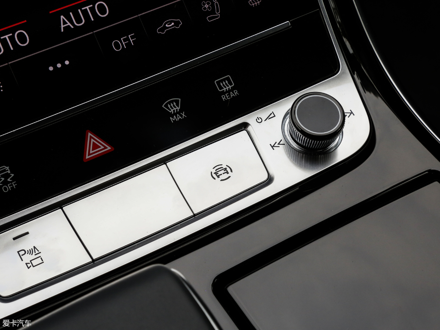 2018WA8 55TFSI quattro F