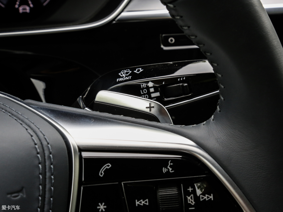 2018WA8 55TFSI quattro F