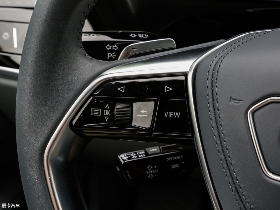 2018WA8 55TFSI quattro F