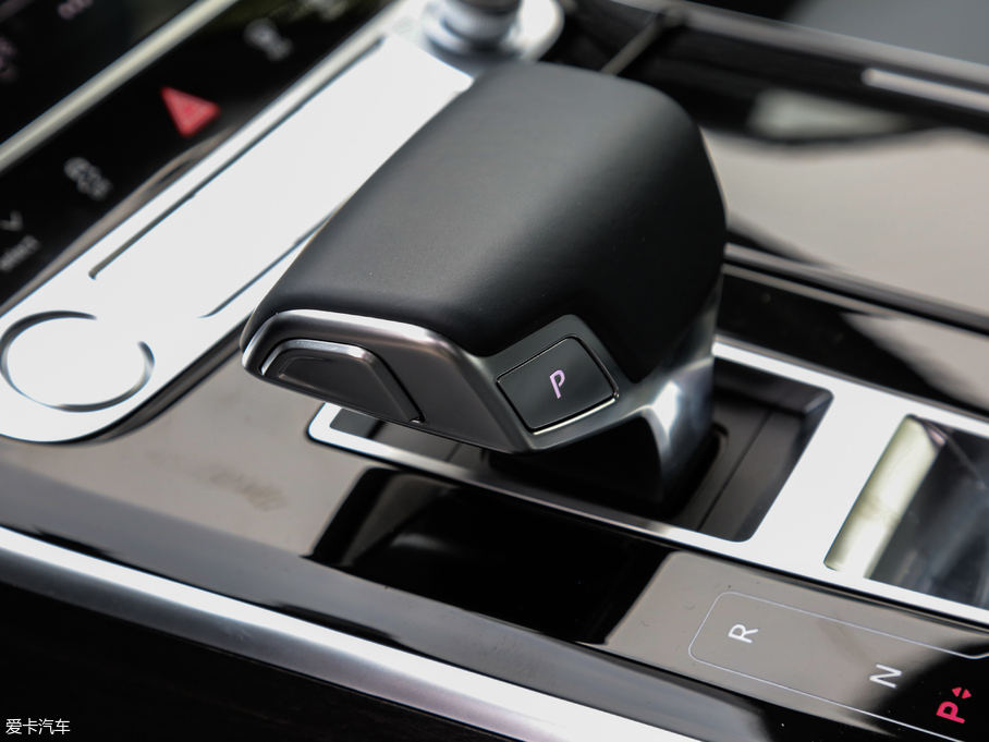 2018WA8 55TFSI quattro F