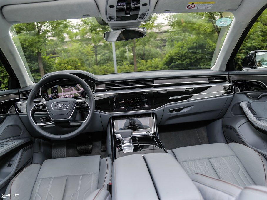 2018WA8 55TFSI quattro F