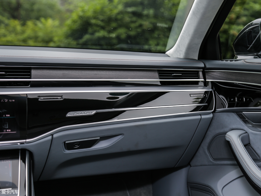 2018WA8 55TFSI quattro F