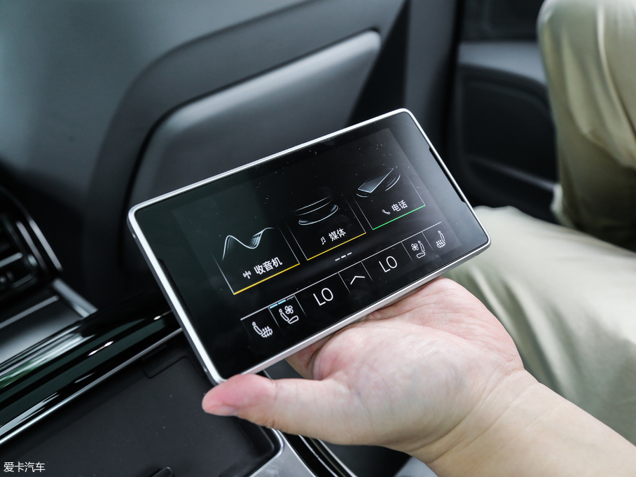 2018WA8 55TFSI quattro F