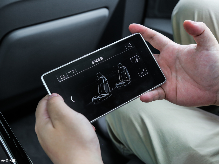 2018WA8 55TFSI quattro F